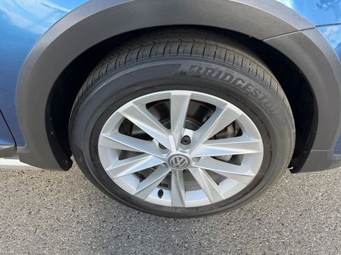 Used 2017 Volkswagen Golf Alltrack SE image 15