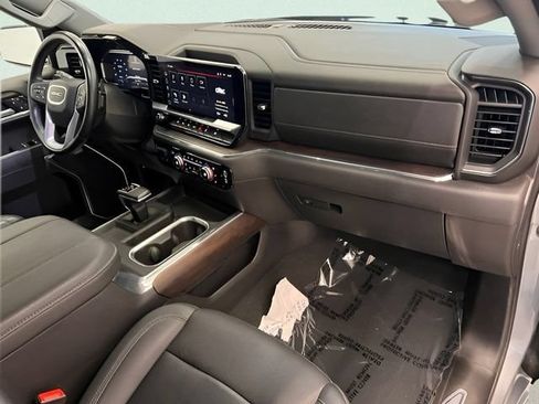 Certified 2024 GMC Sierra 1500 SLT w/ SLT Convenience Package AWD/4WD image 8