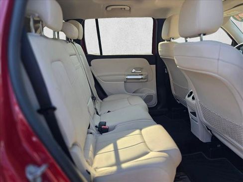 Certified 2021 Mercedes-Benz GLB 250 image 20