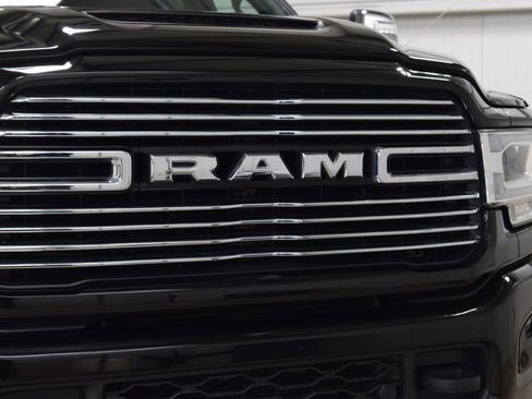 Used 2024 RAM 2500 Laramie w/ Sport Appearance Package AWD/4WD image 9