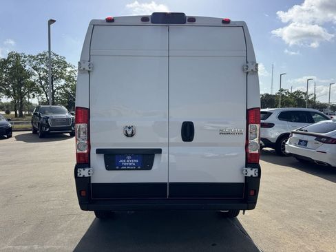 Used 2025 RAM ProMaster 2500 w/ Convenience Group FWD image 6