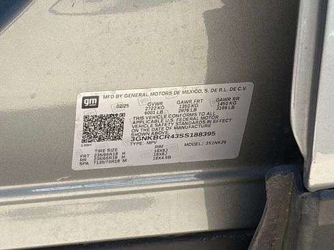 Used 2025 Chevrolet Blazer LT FWD image 14