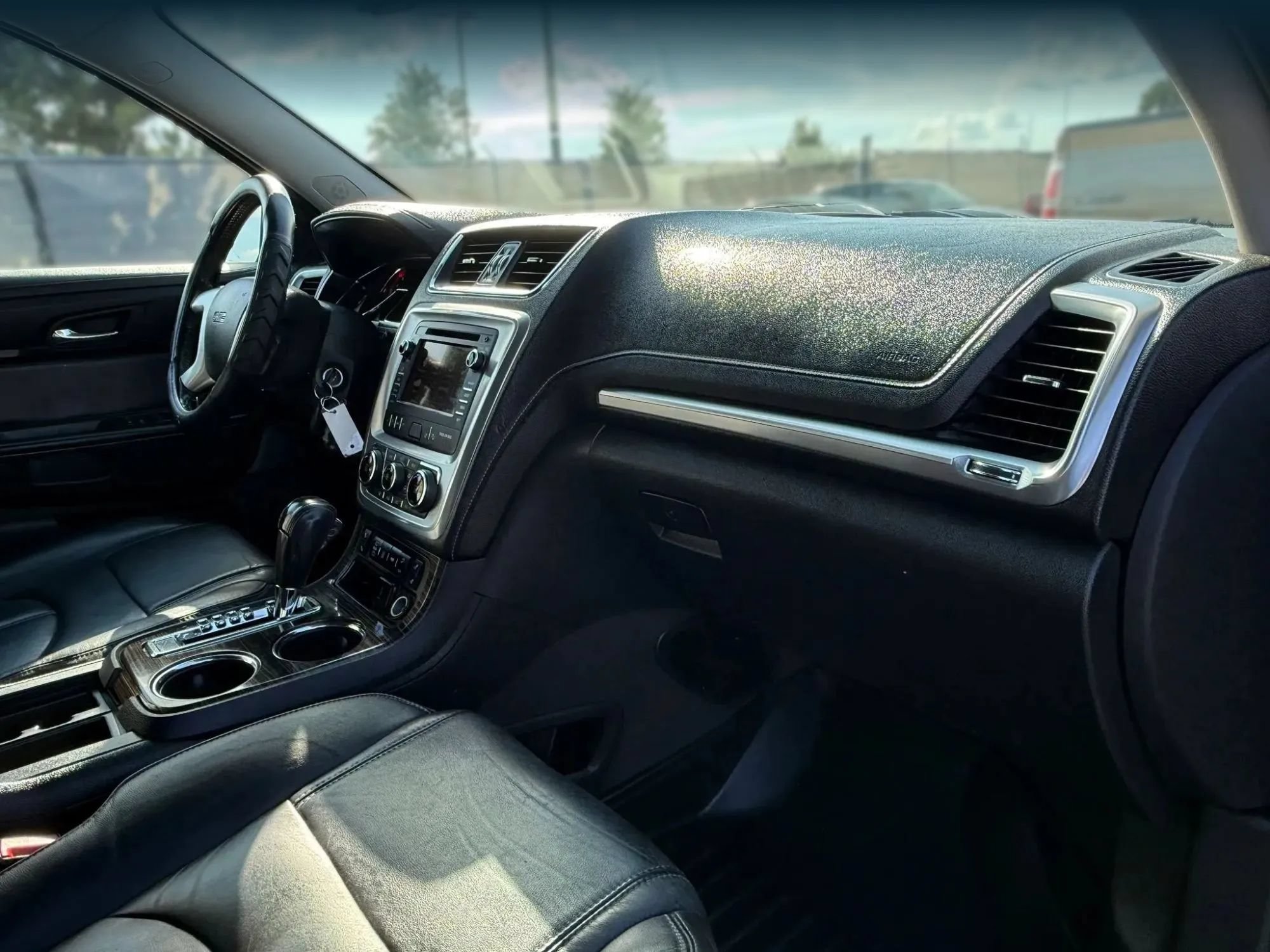 Used 2017 GMC Acadia Limited SLT AWD/4WD image 19