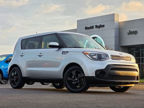 Used 2019 Kia Soul image 35