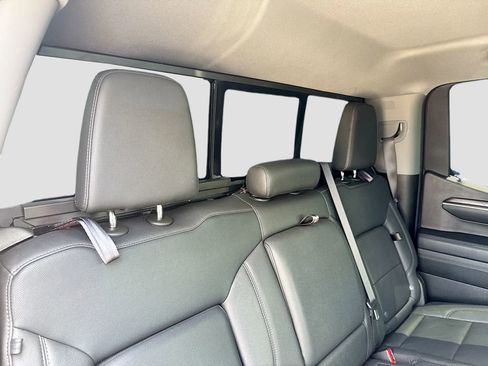 Used 2024 GMC Sierra 1500 SLT w/ SLT Premium Plus Package AWD/4WD image 26
