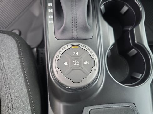 New 2025 Ford Bronco 2-Door image 15