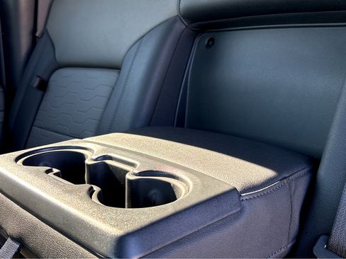 Used 2024 Chevrolet Silverado 1500 ZR2 w/ Technology Package image 20