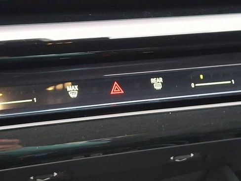 Used 2025 BMW i5 eDrive40i image 31