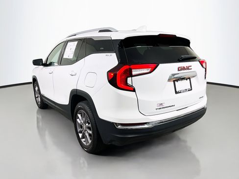 Used 2023 GMC Terrain SLT AWD/4WD image 8