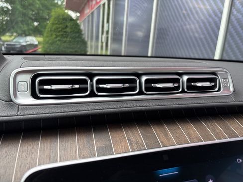 Used 2022 Mercedes-Benz S 580 4MATIC Sedan image 41