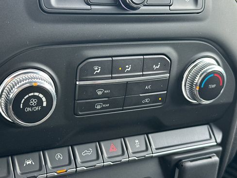 New 2026 GMC Sierra 1500 Pro w/ Graphite Edition image 17