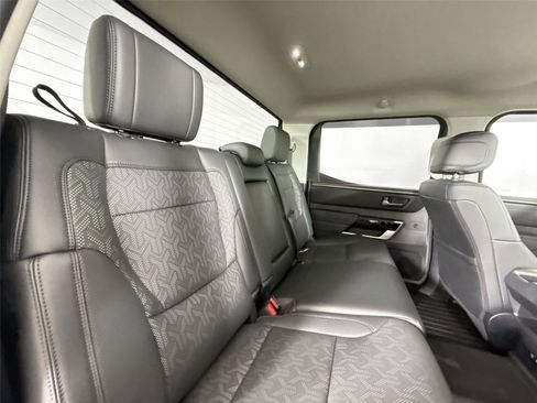 Used 2024 Toyota Tundra Limited image 39