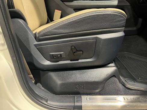 Used 2023 RAM 3500 Limited image 36