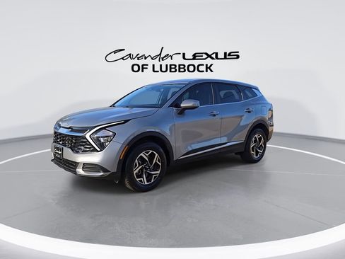 Used 2023 Kia Sportage LX AWD/4WD image 4