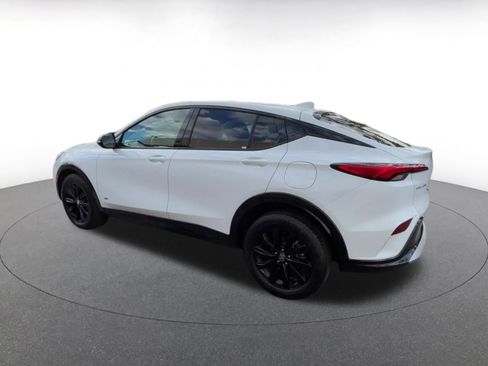 Used 2025 Buick Envista Sport Touring image 10