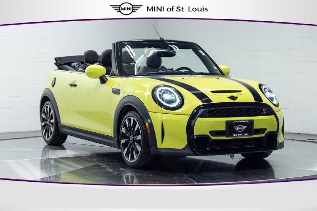 Used 2024 MINI Cooper S FWD image 1