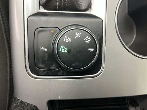 Used 2019 Chevrolet Blazer LT image 15