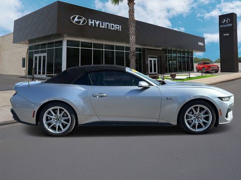 Used 2024 Ford Mustang GT Premium image 2