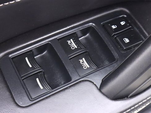 Used 2012 Acura TL SH-AWD image 23