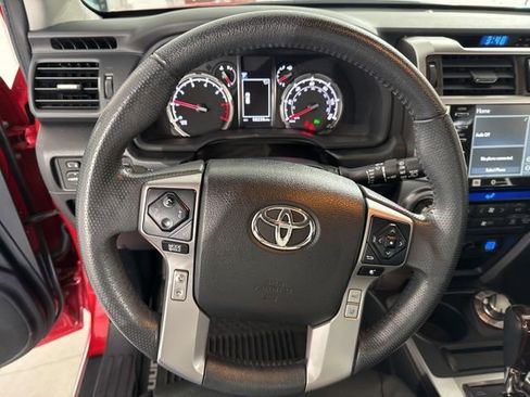 Used 2020 Toyota 4Runner Limited image 29