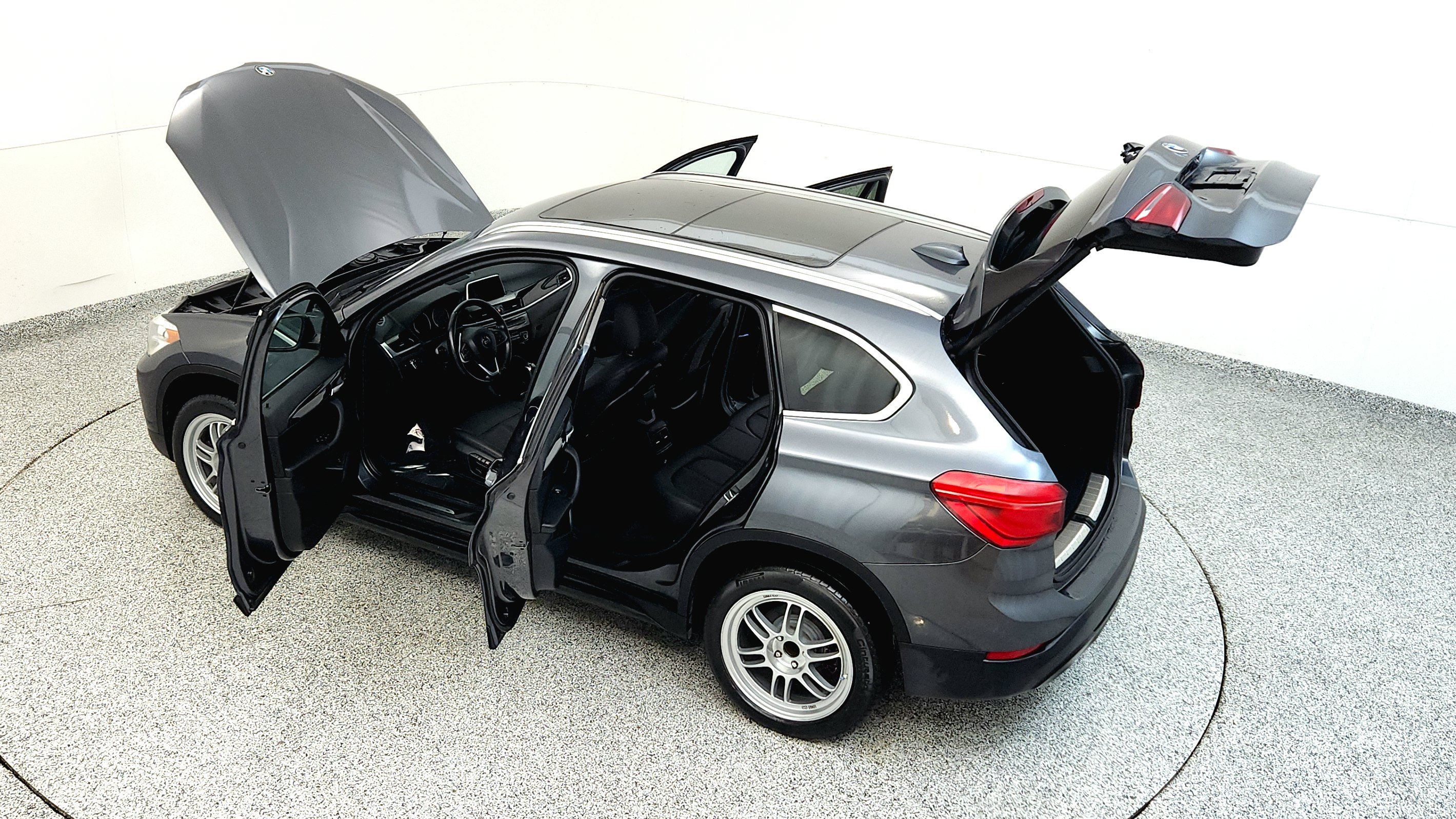 Used 2018 BMW X1 sDrive28i w/ Convenience Package FWD image 23