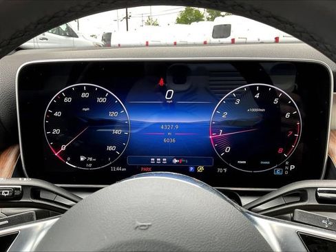 Used 2026 Mercedes-Benz GLC 300 4MATIC image 15
