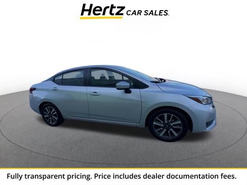 Used 2025 Nissan Versa SV FWD image 1