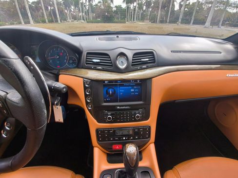 Used 2016 Maserati GranTurismo Sport image 22