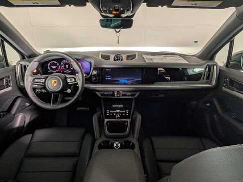 New 2026 Porsche Cayenne AWD/4WD image 20