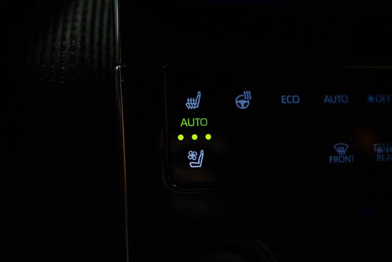 Used 2023 Subaru Solterra AWD image 24