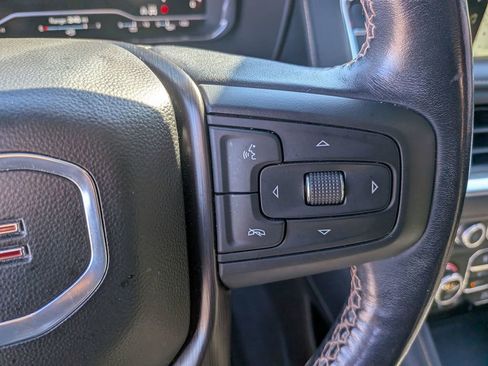 Used 2022 GMC Yukon AT4 w/ Technology Package image 18