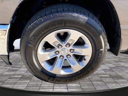 Used 2023 RAM 1500 Laramie AWD/4WD image 8