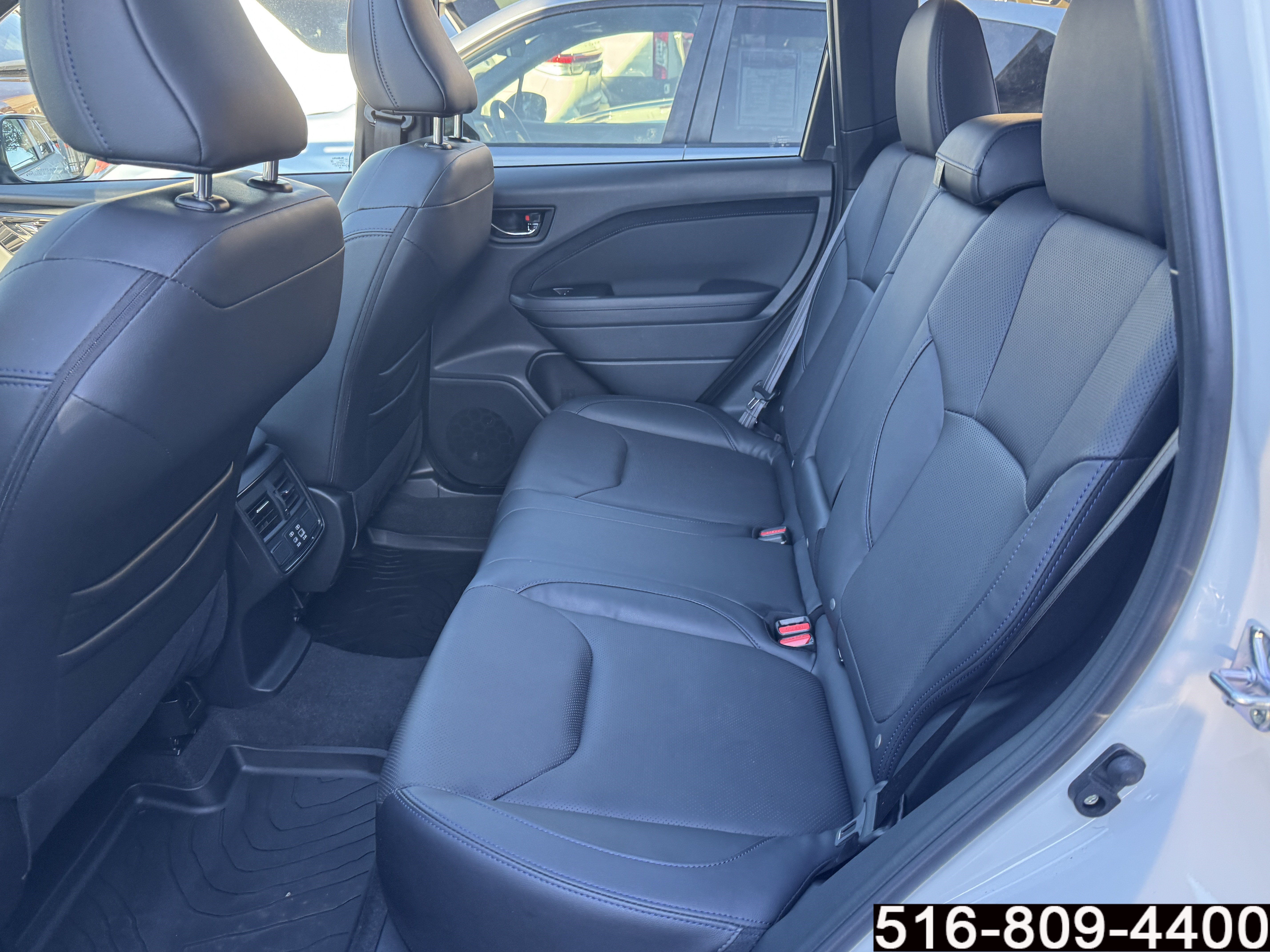 Used 2025 Subaru Forester Limited AWD/4WD image 35