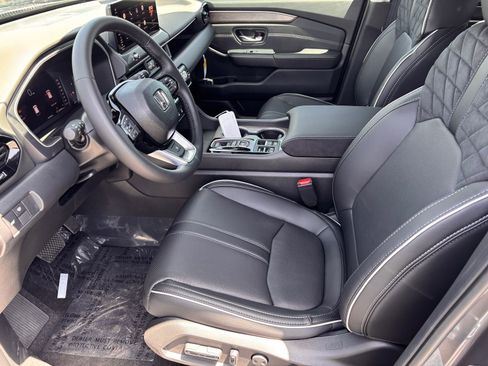 New 2026 Honda Pilot Elite image 13