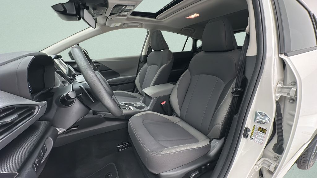 Used 2025 Subaru Crosstrek 2.5i Premium AWD/4WD image 13