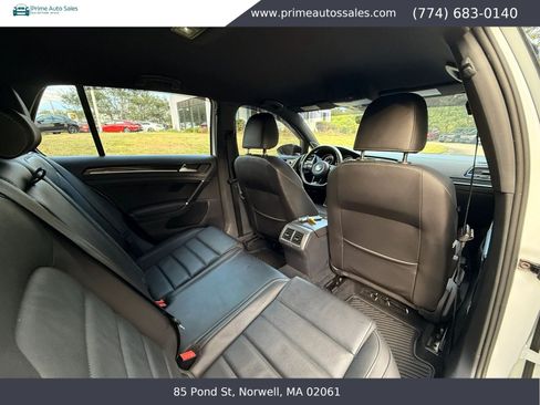 Used 2017 Volkswagen Golf 4-Door AWD/4WD image 23