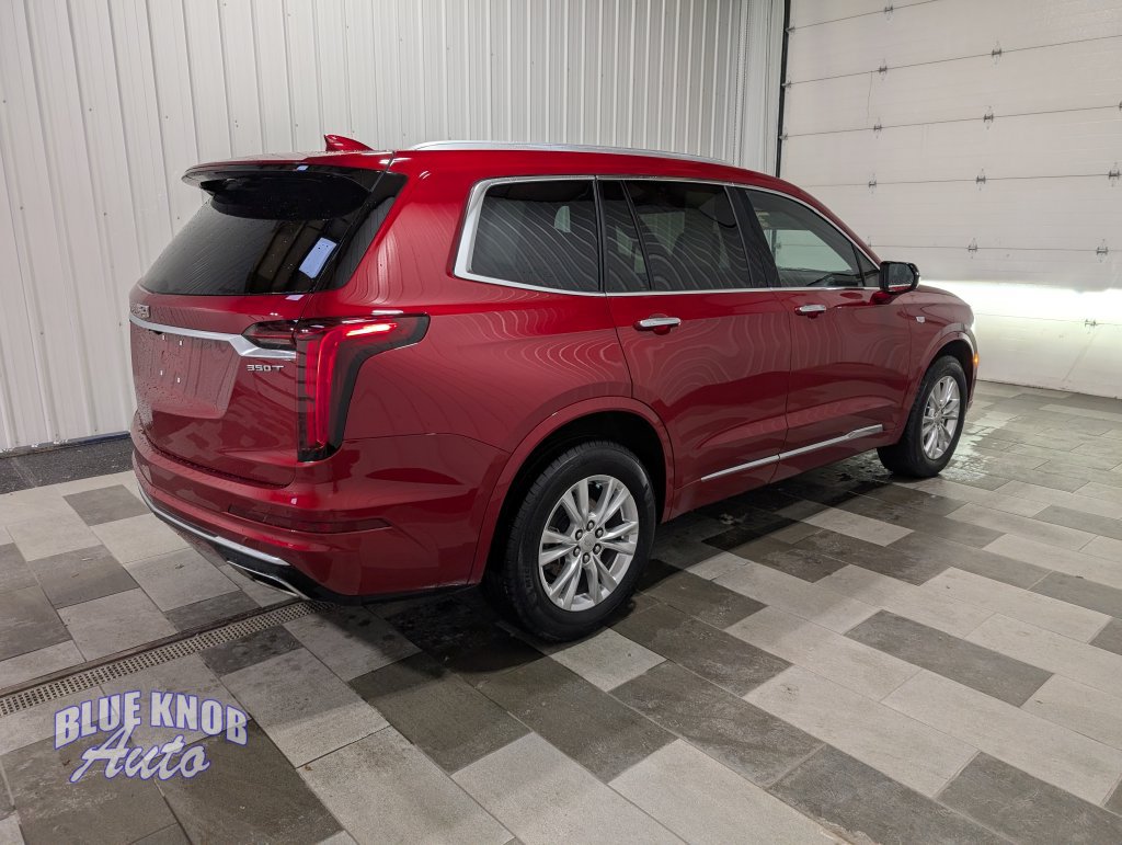 Used 2024 Cadillac XT6 Luxury w/ LPO, Floor Liner Package AWD/4WD image 4