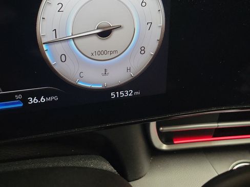 Used 2025 Hyundai Elantra SEL FWD image 30