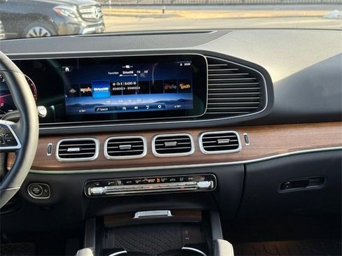 Certified 2025 Mercedes-Benz GLE 350 4MATIC image 15