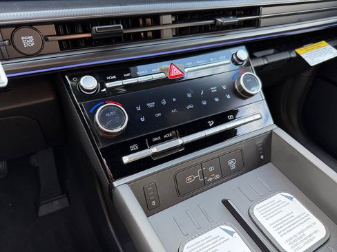 New 2026 Hyundai Santa Fe Calligraphy FWD image 19