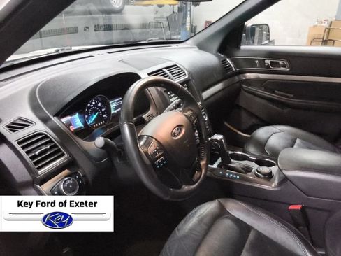 Used 2018 Ford Explorer XLT w/ Equipment Group 202A AWD/4WD image 25