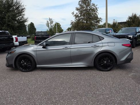Used 2026 Toyota Camry SE FWD image 3
