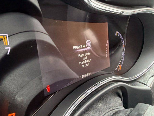 Used 2015 Jeep Grand Cherokee Altitude AWD/4WD image 9