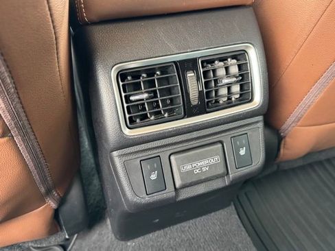 Used 2018 Subaru Outback 2.5i Touring image 21