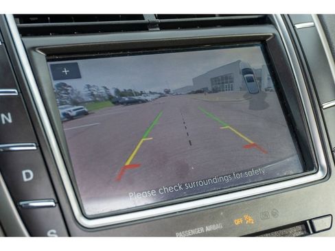 Used 2020 Lincoln Nautilus Reserve image 24