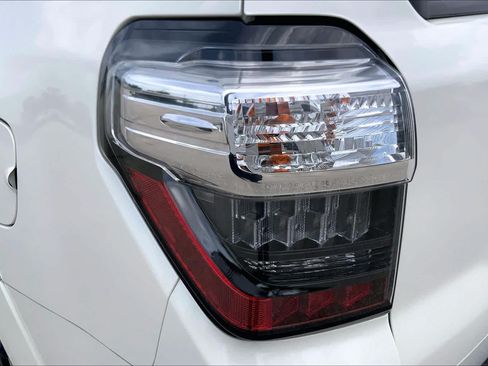 Used 2014 Toyota 4Runner Limited RWD image 28