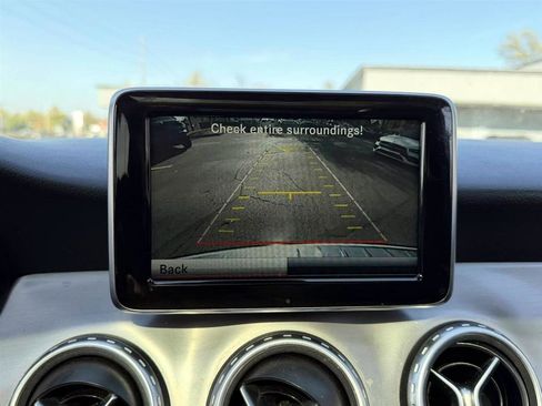 Used 2015 Mercedes-Benz GLA 250 image 20