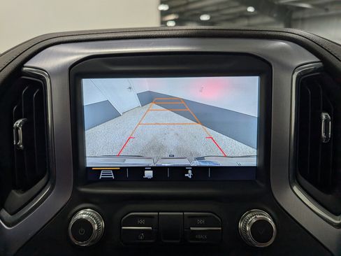 Used 2019 GMC Sierra 1500 SLT image 30