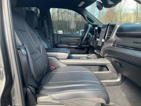 Used 2024 RAM 3500 Limited image 12