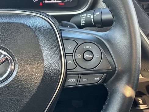 Used 2026 Toyota Corolla XSE FWD image 26